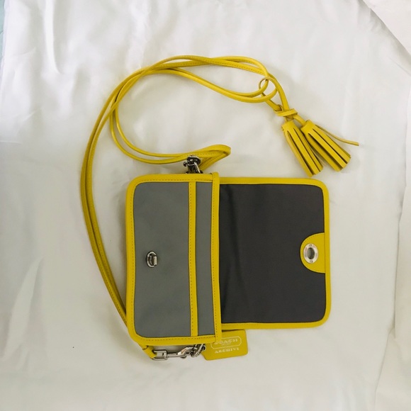 Coach Legacy Archival Penny Grey & Yellow Crossbody With Tassels NWOT - Picture 4 of 7